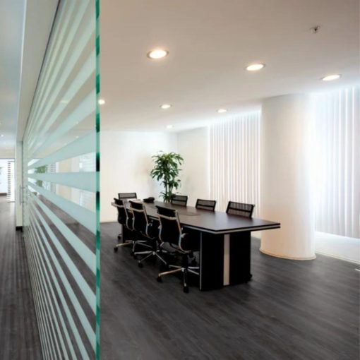 Piso Flotante Melamínico Black Oak L8677 AC3 8mm - Imagen 8