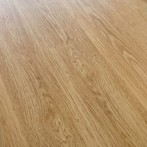 Piso Vinílico LVT Click Roble Egeo 4mm - Imagen 3